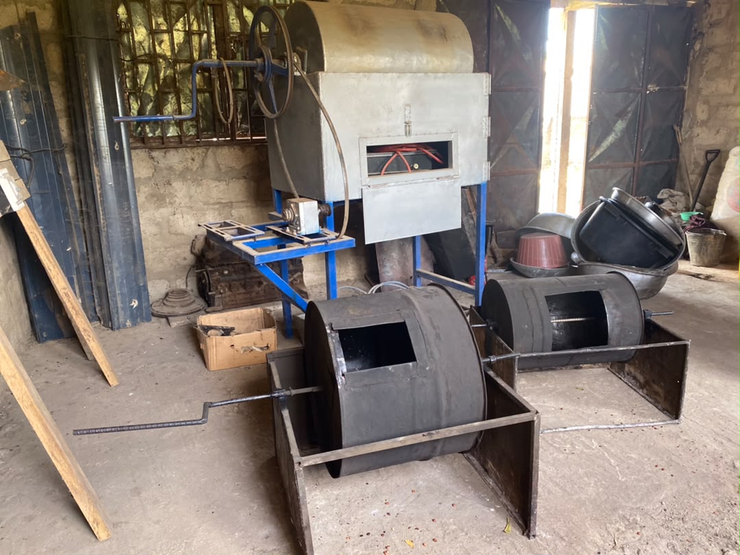 Food processing machine